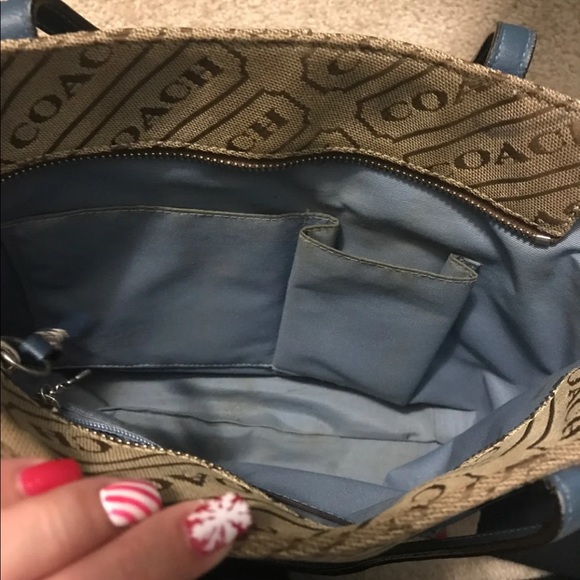 Coach purse - Picture 3 of 4
